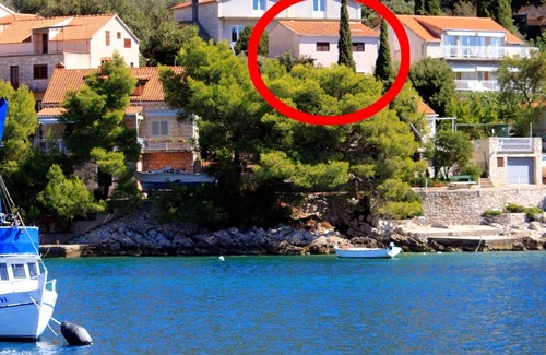 Brna Apartment | Three bedroom apartment near beach Brna, Korčula (A-5902-a)