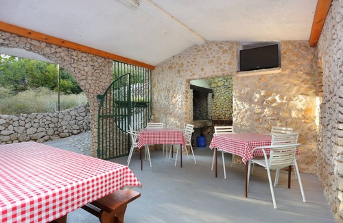 Igrane Apartment | Three bedroom apartment near beach Igrane, Makarska (A-6653-d)