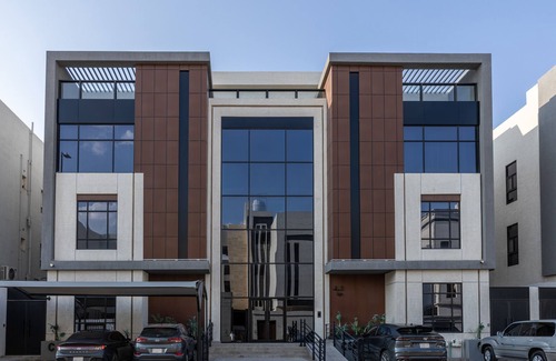 Medina Apartment | Three BR Luxurious & Spacious Flat in Almadinah