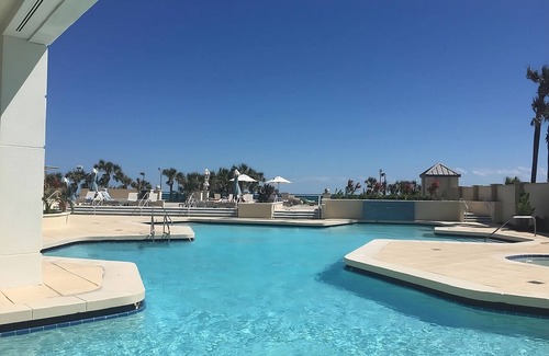 Brush - Stewarts Apartment | Three Family-friendly Units, Outdoor Pool Onsite, Steps from Daytona Beach!