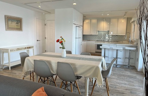 Coquina Key Condo | Three Little Birds Nest. Island smart-home, luxury finishings and bedding,