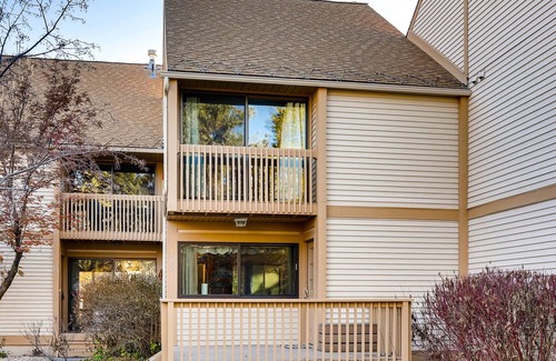 Park Meadows House | Three-story Park City townhome w/ mountain views & an added loft!