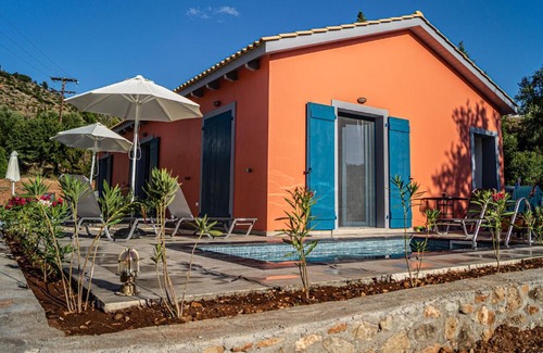 Assos Apartment | Throisma Studios with private Pool & Parking