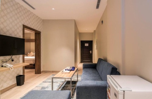 Qurish Street Apartment | Tiara Quraish