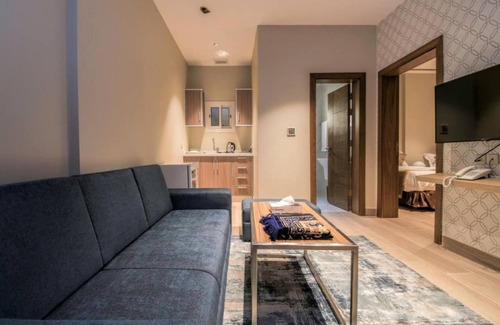 Qurish Street Apartment | Tiara Quraish