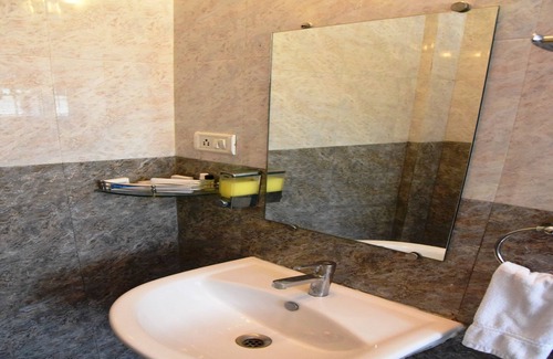 Calangute Hotel | Ticlo Resort