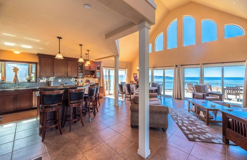 Dillon Beach House | TidePool~Relaxing Coastal Getaway! Walk to Beach!Decks!HtTb/GmRm/PupOK/WiFi