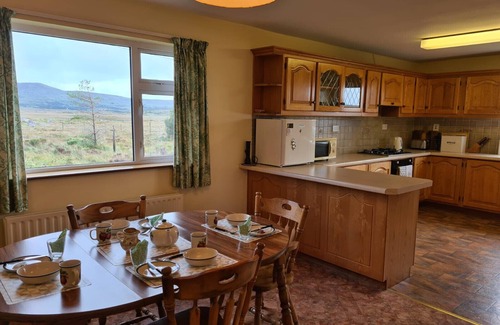 Derravonniff House | Tigh Mhartin, Screebe