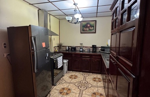 Tilaran House | Tilarán home Entire or private accommodation.