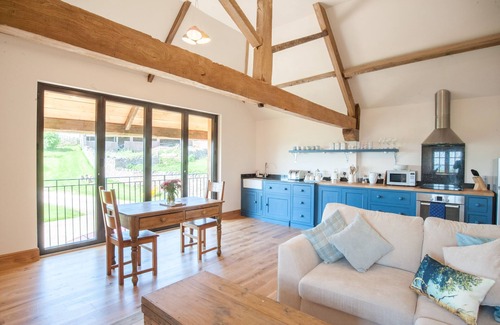 Kingston St Mary Cottage | Tilbury View - a holiday cottage that sleeps 2 guests in 1 bedroom