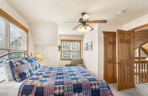 Reeds Spring Cabin | Timber Lodge 4 Bedroom Home by Redawning