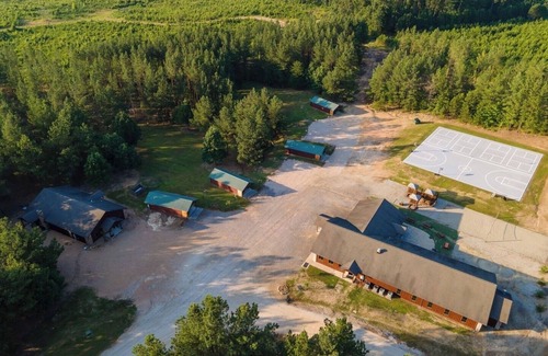 Amity Cabin | Timber Lodge Ranch - The Ranch
