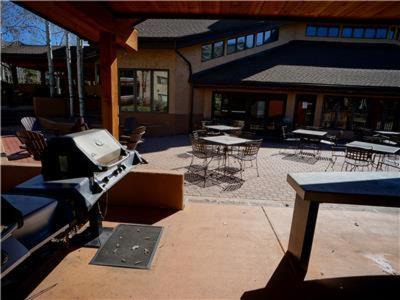 Steamboat Springs Apartment | Timberline Lodge at Trappeur's Crossing Resort 2105