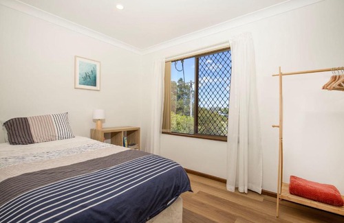 Culburra Beach House | Time and Tide Pet Friendly 1 Min Walk to Beach