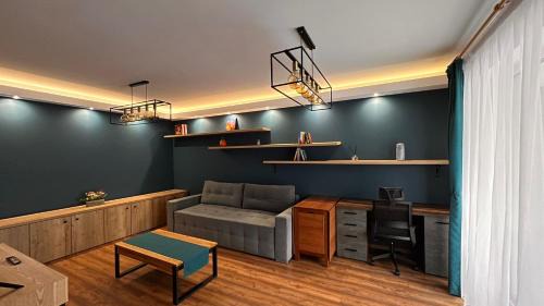 Sfantu Gheorghe Apartment | Timeless Comfort
