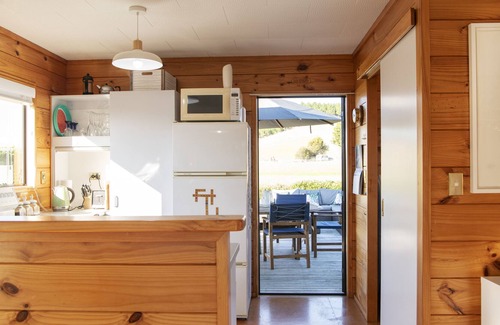 Waimarama Cottage | Timeout Cottage - Waimarama Holiday Home