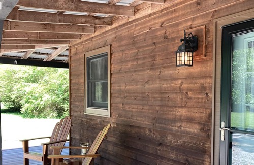 Clayton Cabin | Timpson Creek Cabin