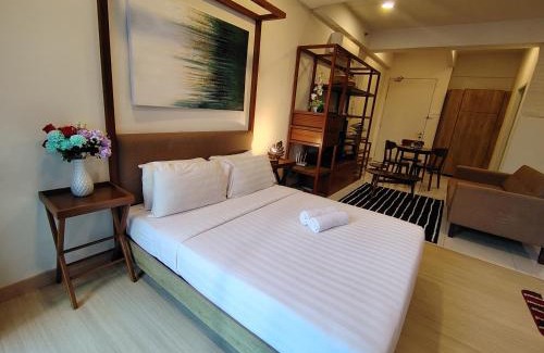 Kuantan House | Timurbay Seafront By Moonlight pool view