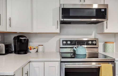 Riverbend Cabin | Tiny cabin nestled in the woods