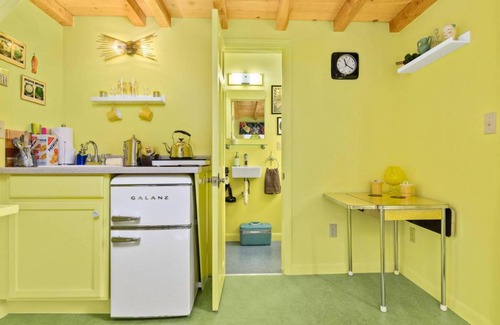 Kerns House | Tiny Digs Rock N Roll House