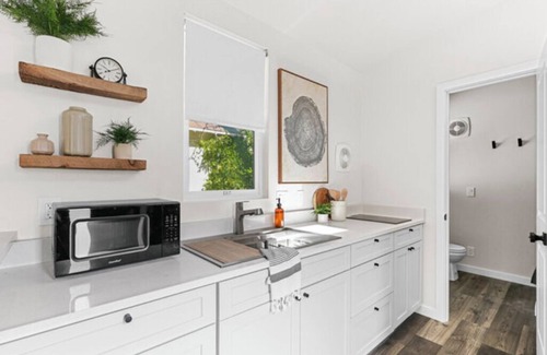 Dunsmuir House | Tiny Home - (Cedar)