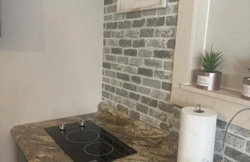 Sugar Land Cabin | Tiny home for short and long term also