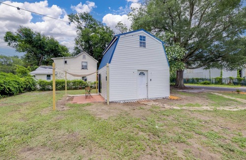 Brunswick House | Tiny House 20 Mins from Beach