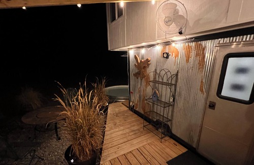 Ellisville Other | Tiny house on small farm minutes away from HGTV's Hometown Laurel & Hattiesburg