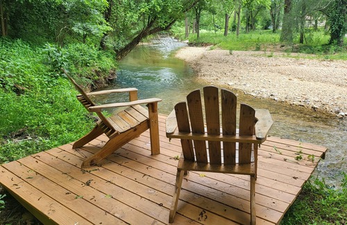 Anderson Cottage | ❤️ Tiny House with Creek Access ❤️