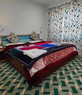 Laripora Hotel | Tip Top Pahalgam