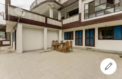 Banjar Bed & Breakfast | Tirthan Crest Jibhi at Banjar Kullu Near Bus Stand