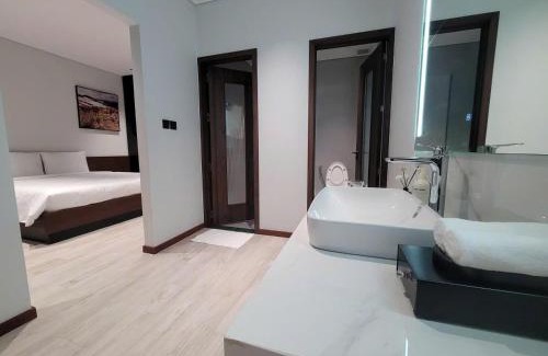 Bao Ninh Hotel | Toàn Cầu Villa