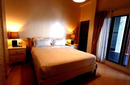 Old City House | To The Moon Guesthouse