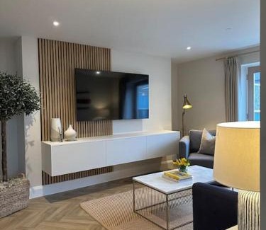 Aberaeron Apartment | Tobias Apartment, 2 Bedroom, Aberaeron