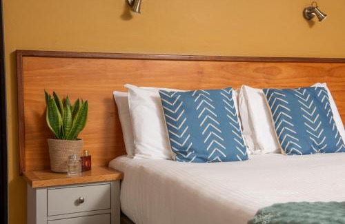 Redruth Hotel | Tolgus Inn at Trickys