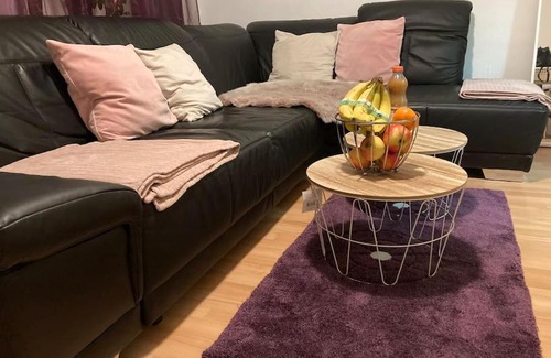 Laar Apartment | TOLL Apartment am Rhein NETFLIX Internet 1000 Mbits, free parking