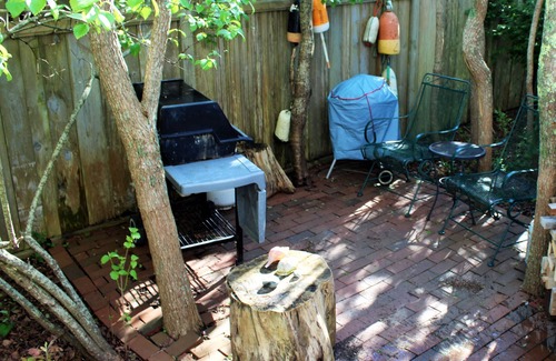 Tom Nevers House | Tom Nevers-Family neighborhood