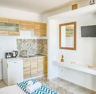 Haraki Apartment | Tommy's Rooms