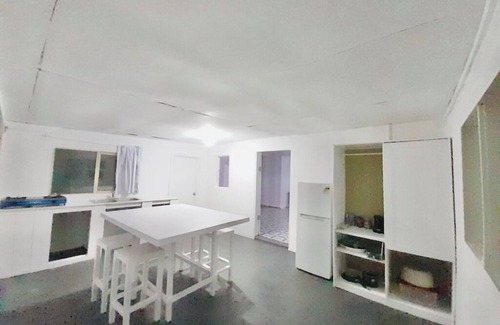 Fua'amotu Cottage | Tonga Airport Cottage - Entire Place