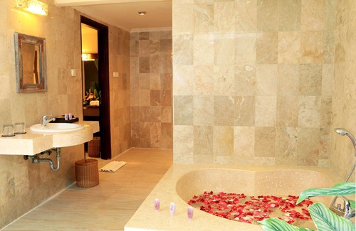 Petitenget Hotel | Tonys Villas & Resort