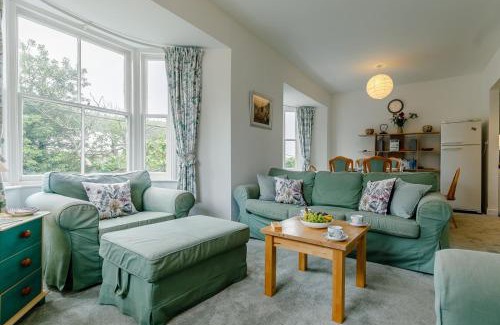 Porthcurno Apartment | Top Deck