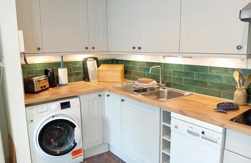 Porthcurno Apartment | Top Deck