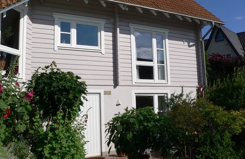 Hemmelsdorf Apartment | TOPP 2-room Apartment close to the lake and sea, quiet, comfortable, bright with terrace