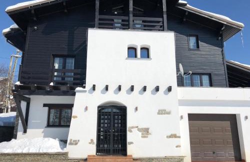 Comarnic Villa | TopVila