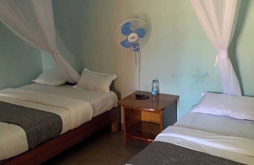 Kisumu Hotel | Torchys Lounge Hotel in Kisumu Unit 11