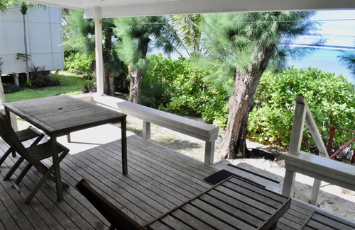 Tapere of Titikaveka Cottage | Torea, Muri Beachfront