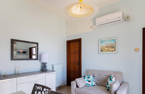 Municipio 1 Apartment | Torre Lama con Terrazza Panoramica by Wonderful Italy