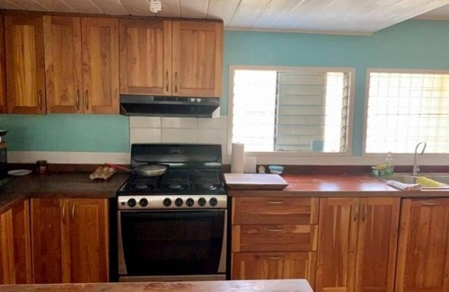 Barranca House | Toucan Family Bungalow at Jane's Beach Resort