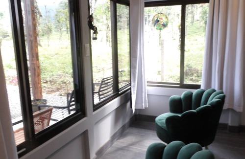 Katira House | Toucan's Nest-Pura Vidaville: Steps from Rio Celeste Waterfall & Nat'l Park