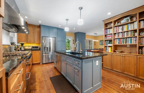 Tarrytown House | Tower Dr #A xxxxxxxx